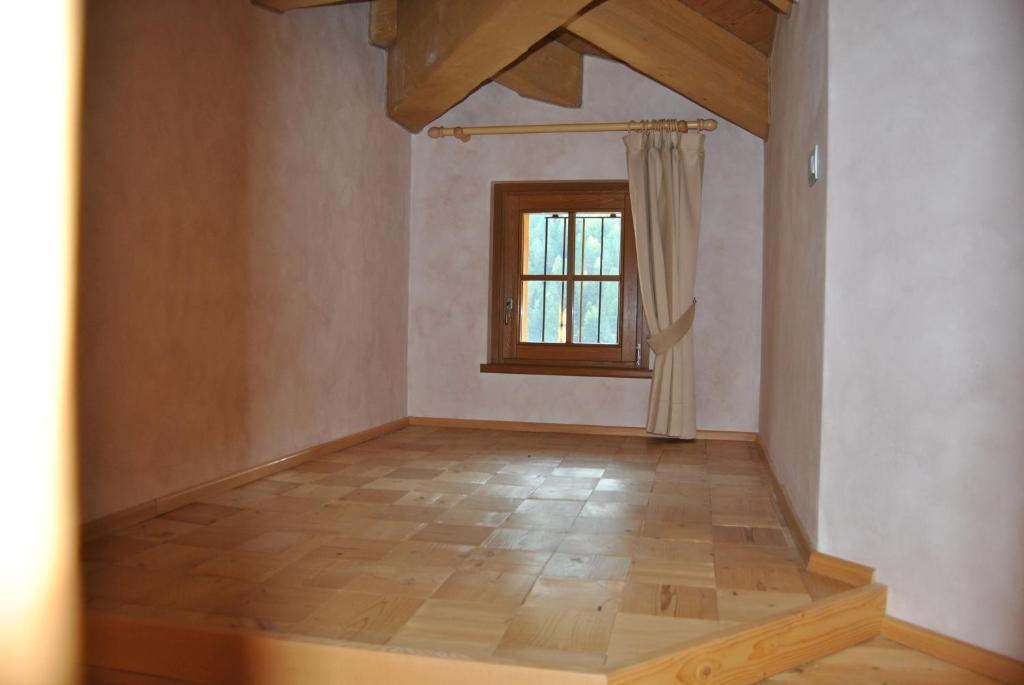 Casa Vacanza La Rocca キエーザ・イン・ヴァルマレンコ 部屋 写真